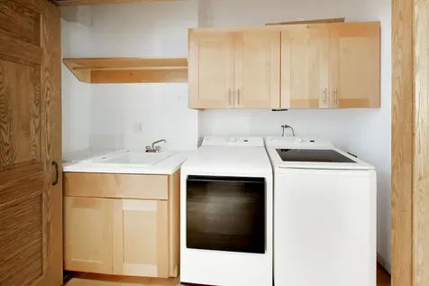3752 North Wayne Avenue Chicago IL 60613