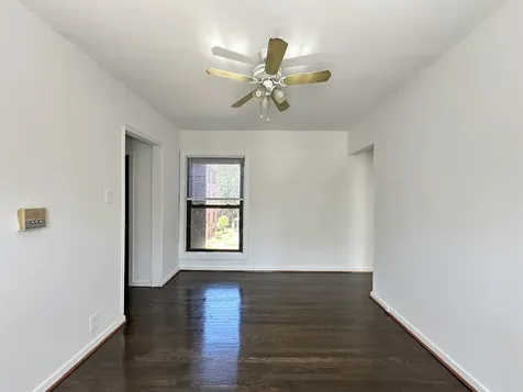 931.5 West Sunnyside Avenue Chicago IL 60640