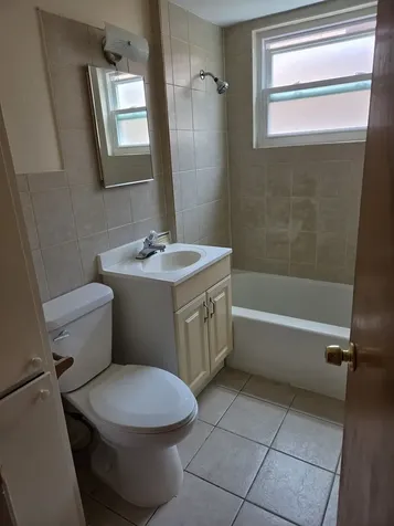 9007 La Crosse Avenue Skokie IL 60077