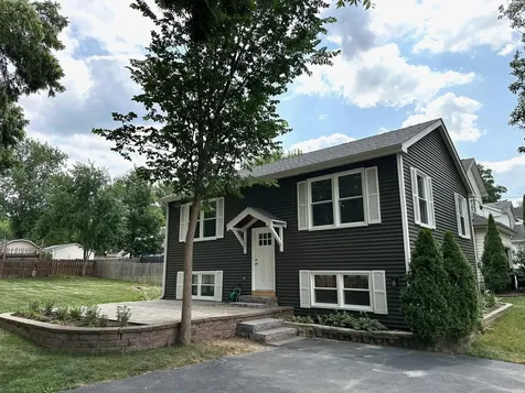 3816 Illinois Street Crystal Lake IL 60014