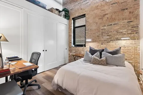 818 North Wolcott Avenue Chicago IL 60622