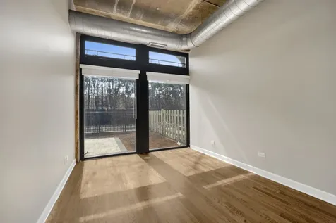 1071 West 15th Street Chicago IL 60608