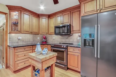 33925 North Fischer Drive Ingleside IL 60041