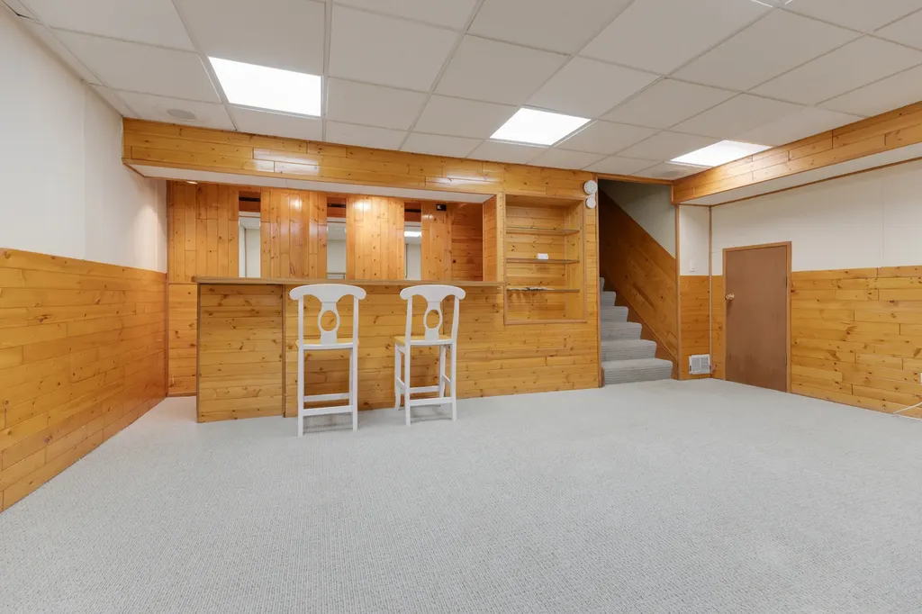 345 Mayfair Drive Aurora IL 60504