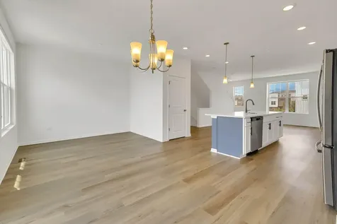 1078 Bogart Street Des Plaines IL 60018