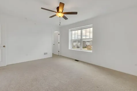 1078 Bogart Street Des Plaines IL 60018