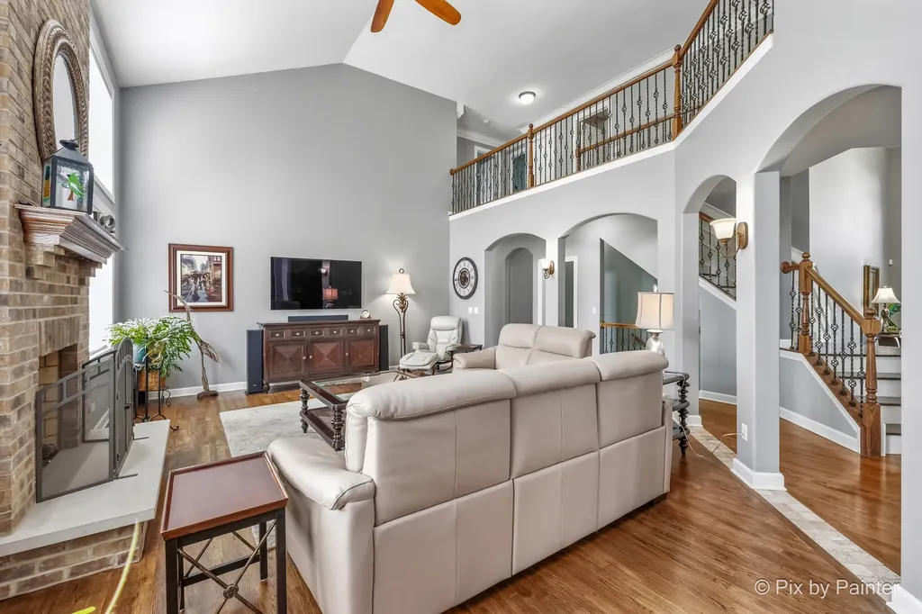 5226 Greenshire Circle Lake In The Hills IL 60156