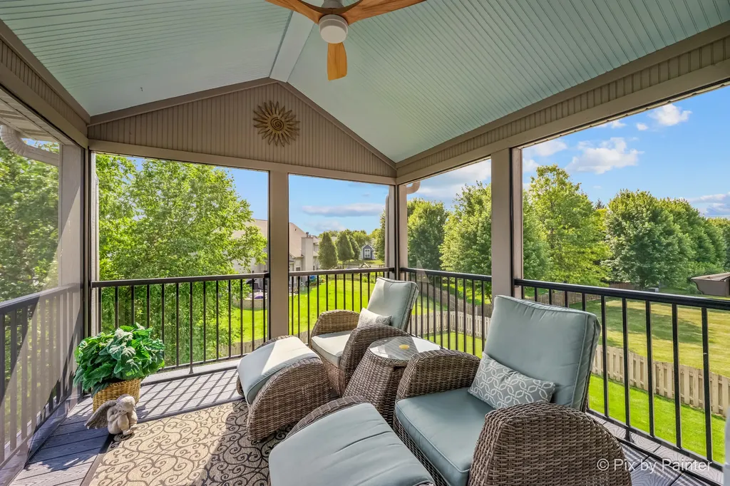 5226 Greenshire Circle Lake In The Hills IL 60156