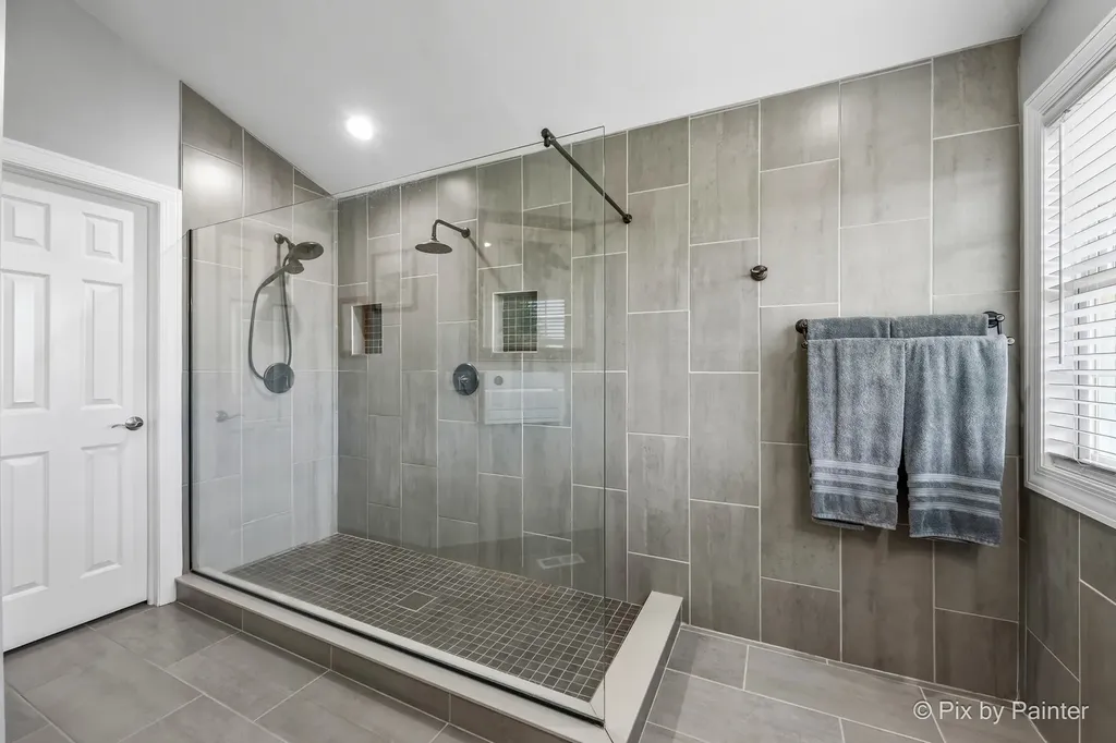 5226 Greenshire Circle Lake In The Hills IL 60156