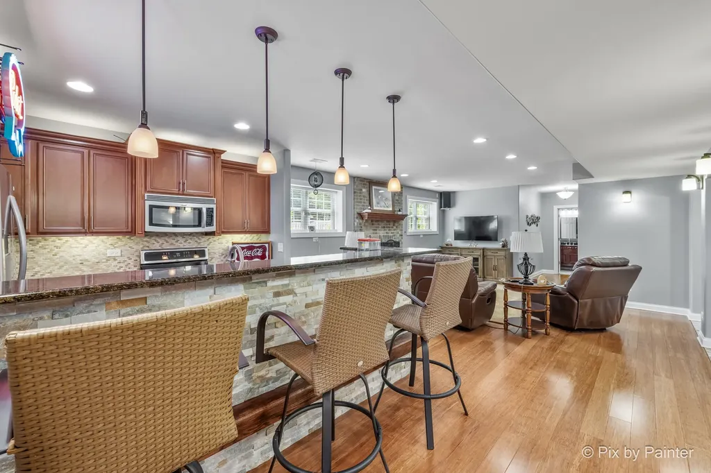 5226 Greenshire Circle Lake In The Hills IL 60156