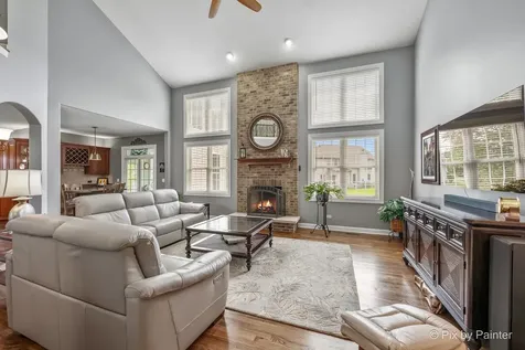 5226 Greenshire Circle Lake In The Hills IL 60156