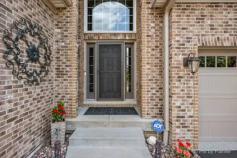 5226 Greenshire Circle Lake In The Hills IL 60156
