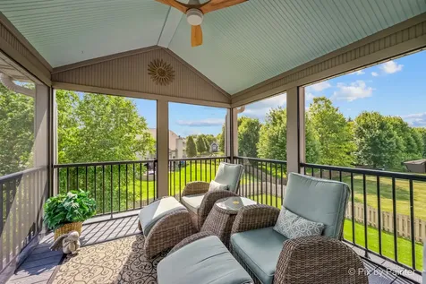 5226 Greenshire Circle Lake In The Hills IL 60156