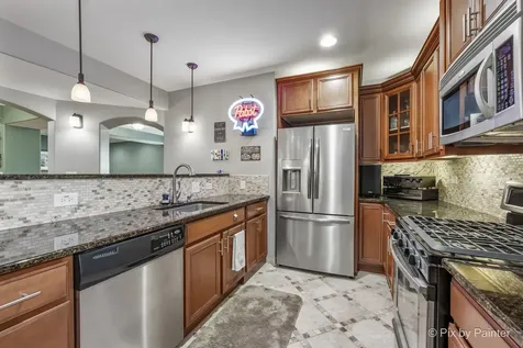 5226 Greenshire Circle Lake In The Hills IL 60156