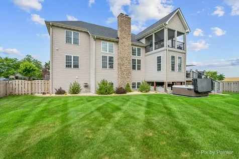 5226 Greenshire Circle Lake In The Hills IL 60156