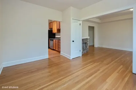 3513 North Racine Avenue Chicago IL 60657