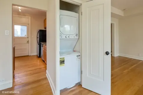 3513 North Racine Avenue Chicago IL 60657