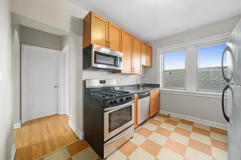 316 Sherman Avenue Evanston IL 60202