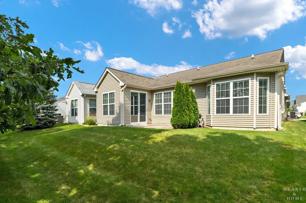 12415 Copper Lane Huntley IL 60142