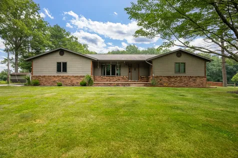 14480 North 1025th Street Effingham IL 62401