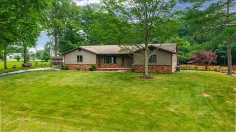 14480 North 1025th Street Effingham IL 62401