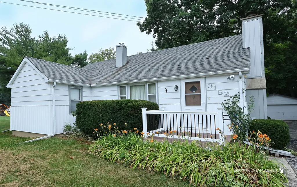 3152 27TH Street Zion IL 60099