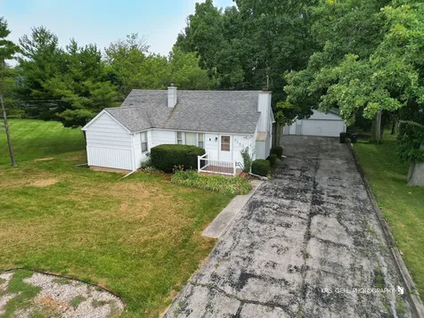 3152 27TH Street Zion IL 60099