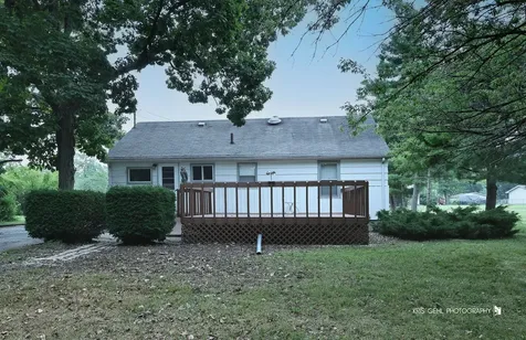 3152 27TH Street Zion IL 60099