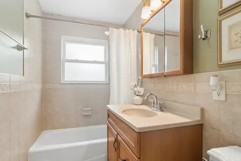 712 Saint Marys Parkway Buffalo Grove IL 60089