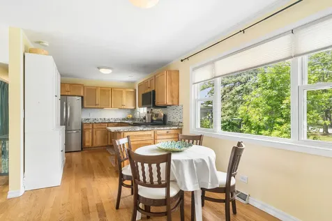 712 Saint Marys Parkway Buffalo Grove IL 60089