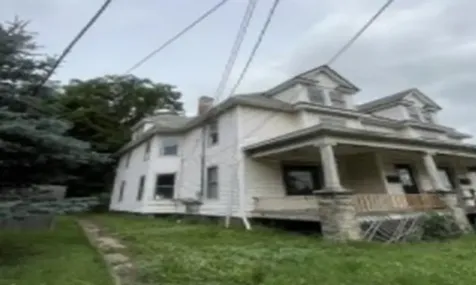 16-18 North Green Avenue Freeport IL 61032