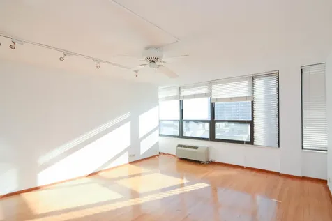 5100 North Marine Drive Chicago IL 60640