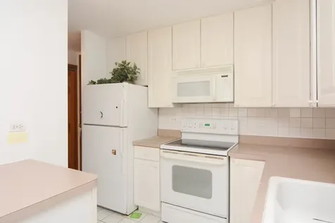 5100 North Marine Drive Chicago IL 60640