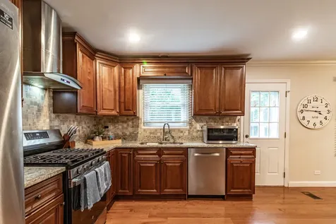 6 South Deerpath Drive Vernon Hills IL 60061