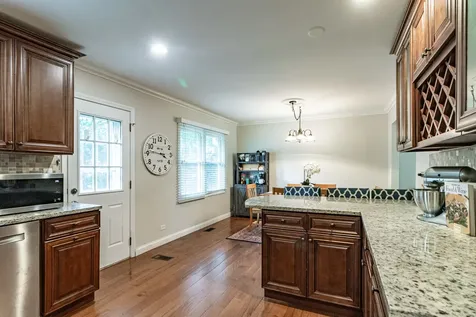 6 South Deerpath Drive Vernon Hills IL 60061