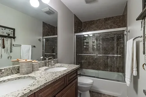 6 South Deerpath Drive Vernon Hills IL 60061