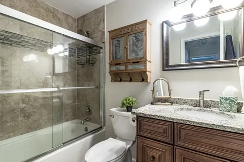 6 South Deerpath Drive Vernon Hills IL 60061