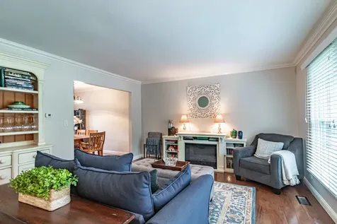 6 South Deerpath Drive Vernon Hills IL 60061