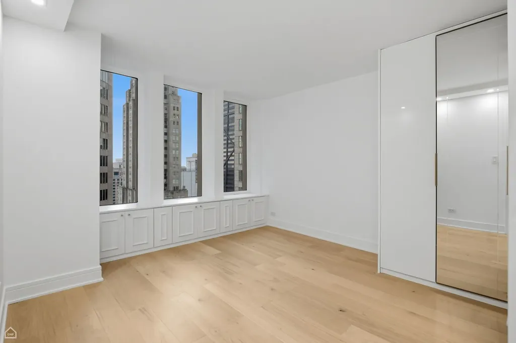 100 East Walton Street Chicago IL 60611