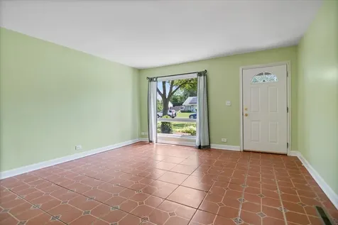 500 Cherry Circle Glenview IL 60025