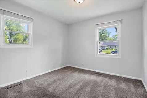 500 Cherry Circle Glenview IL 60025