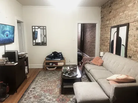 709 West Cornelia Avenue Chicago IL 60657