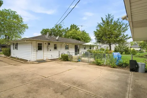 1511 North Kankakee Street Wilmington IL 60481