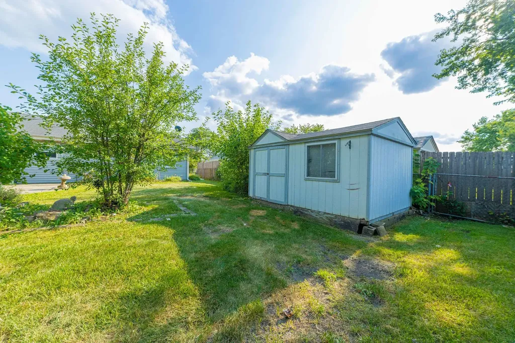 640 Rockhurst Road Bolingbrook IL 60440