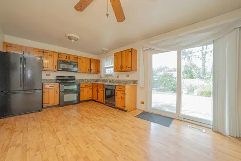 640 Rockhurst Road Bolingbrook IL 60440