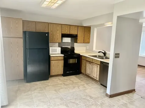2732 Wilshire Court Aurora IL 60502