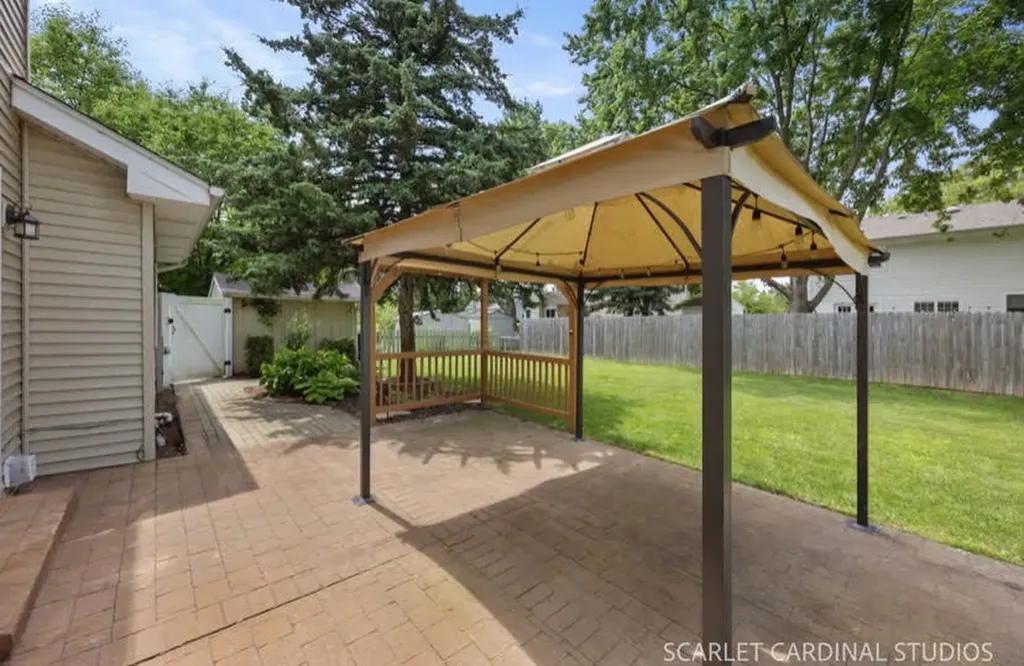 235 Westbrook Circle Naperville IL 60565