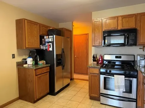 14 Dellwood Court Algonquin IL 60102