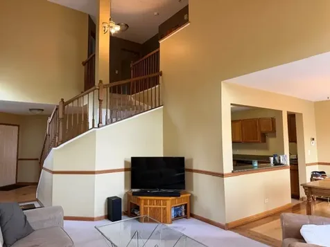 14 Dellwood Court Algonquin IL 60102