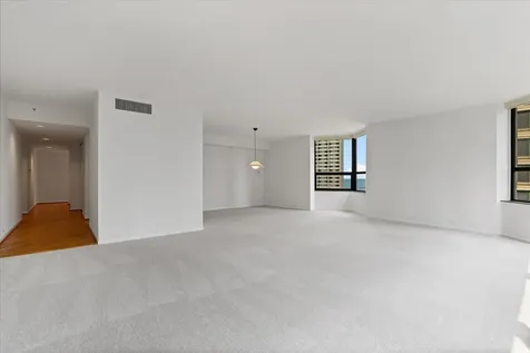 400 East Ohio Street Chicago IL 60611